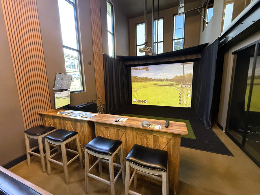 Office indoor golf simulator